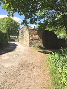 Magpie Cottages entrance